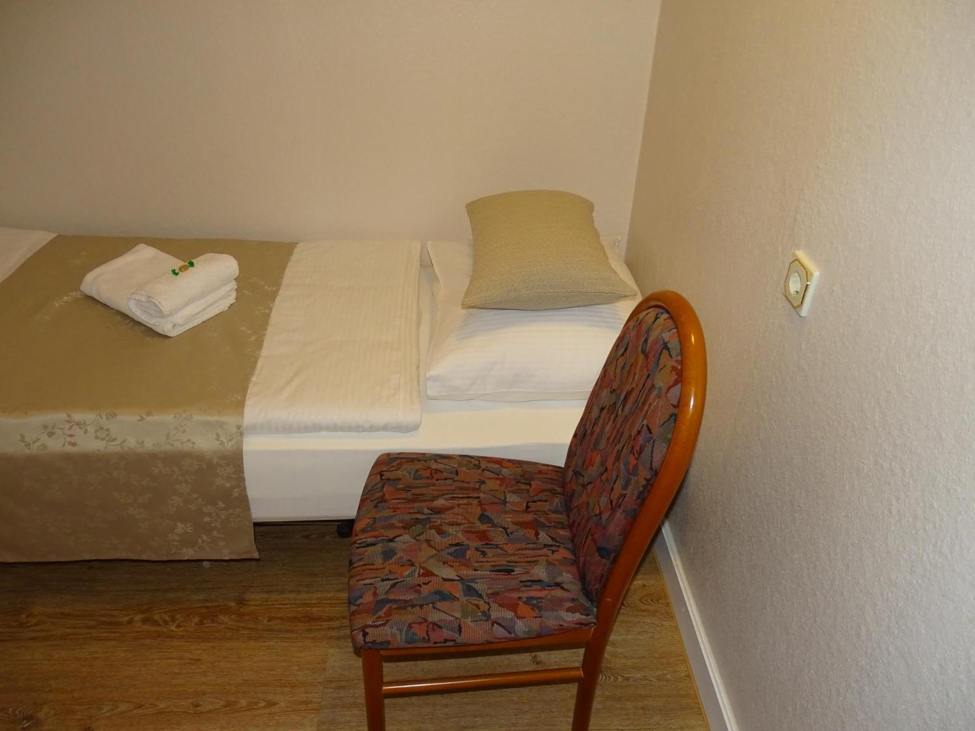 Hotel Kolossos Duesseldorf - Neuss Rom bilde